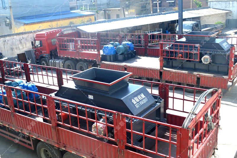 對輥式破碎機(jī)|對輥破碎機(jī)|對輥破碎機(jī)價(jià)格|河南雙輥破碎機(jī)生產(chǎn)廠家與報(bào)價(jià) 對輥式破碎機(jī)|對輥破碎機(jī)|對輥破碎機(jī)價(jià)格|河南雙輥破碎機(jī)生產(chǎn)廠家與報(bào)價(jià)