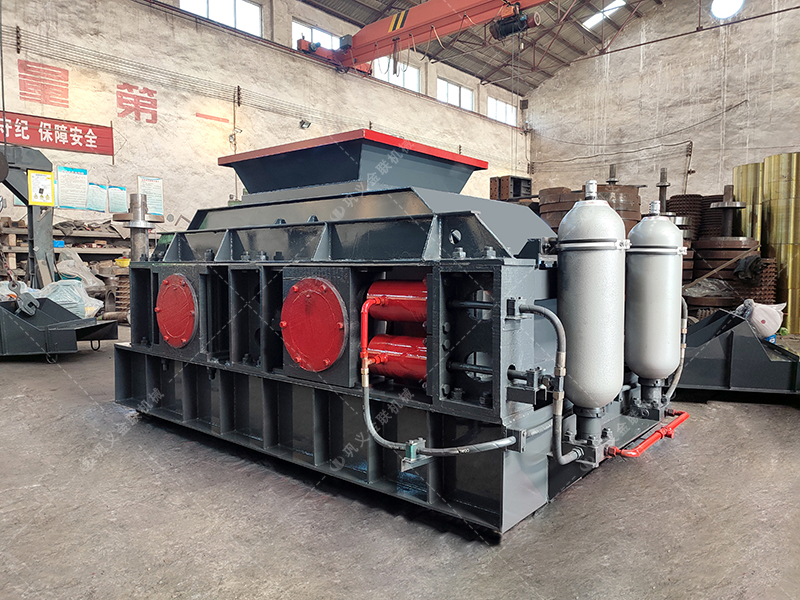 花崗巖液壓對(duì)輥破碎機(jī)多少錢？有沒(méi)有好的廠家推薦？