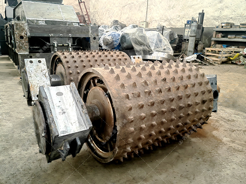 時產(chǎn)100噸齒輥破碎機廠家哪個實力強？