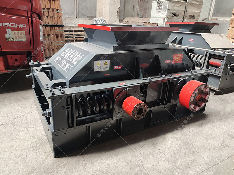 時產(chǎn)100噸齒輥破碎機廠家哪個實力強？