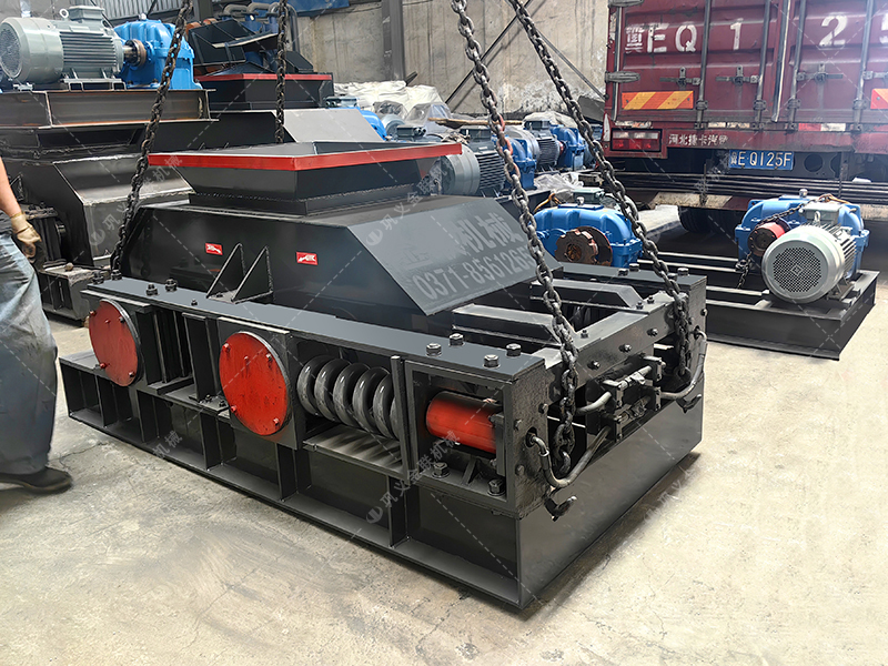 使用對輥破碎機(jī)時需要注意哪些方面？