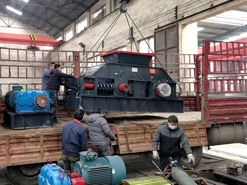 使用對輥破碎機(jī)時需要注意哪些方面？