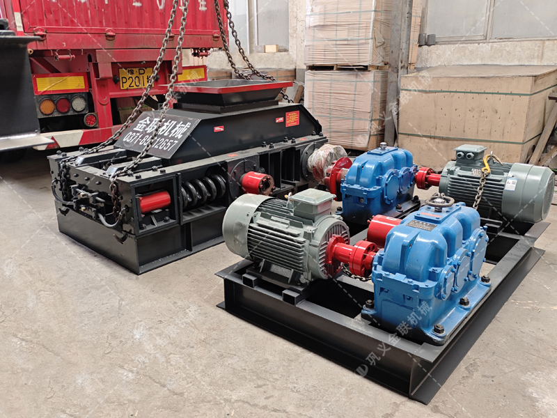 選擇困難癥？看完這篇你就知道雙齒輥破碎機(jī)有多香！